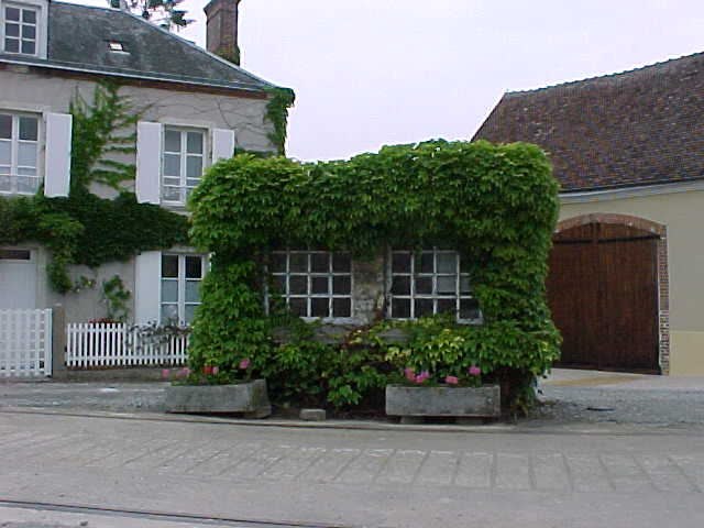 Ancienne station de pesage pour véhicules routiers